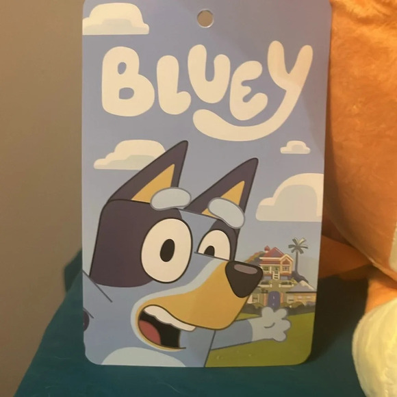Bluey plush backpack NWT - Picture 2 of 3